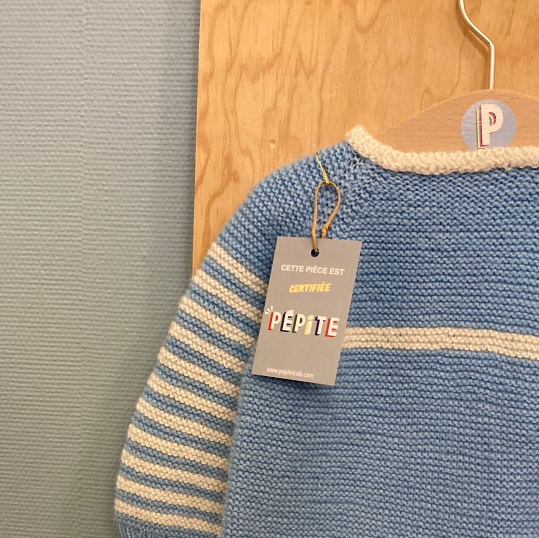 Pull baby blue