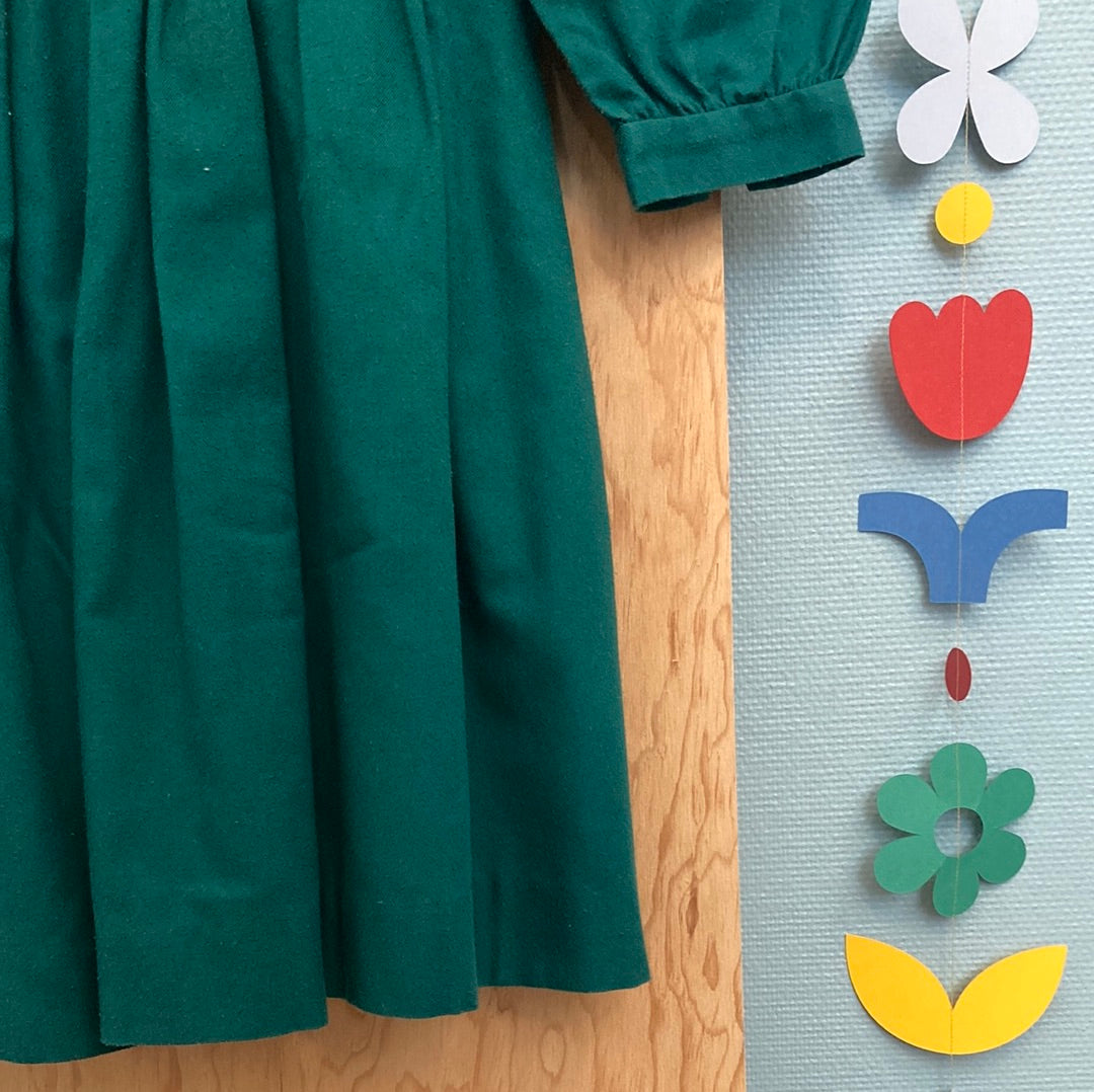 Robe smockée verte