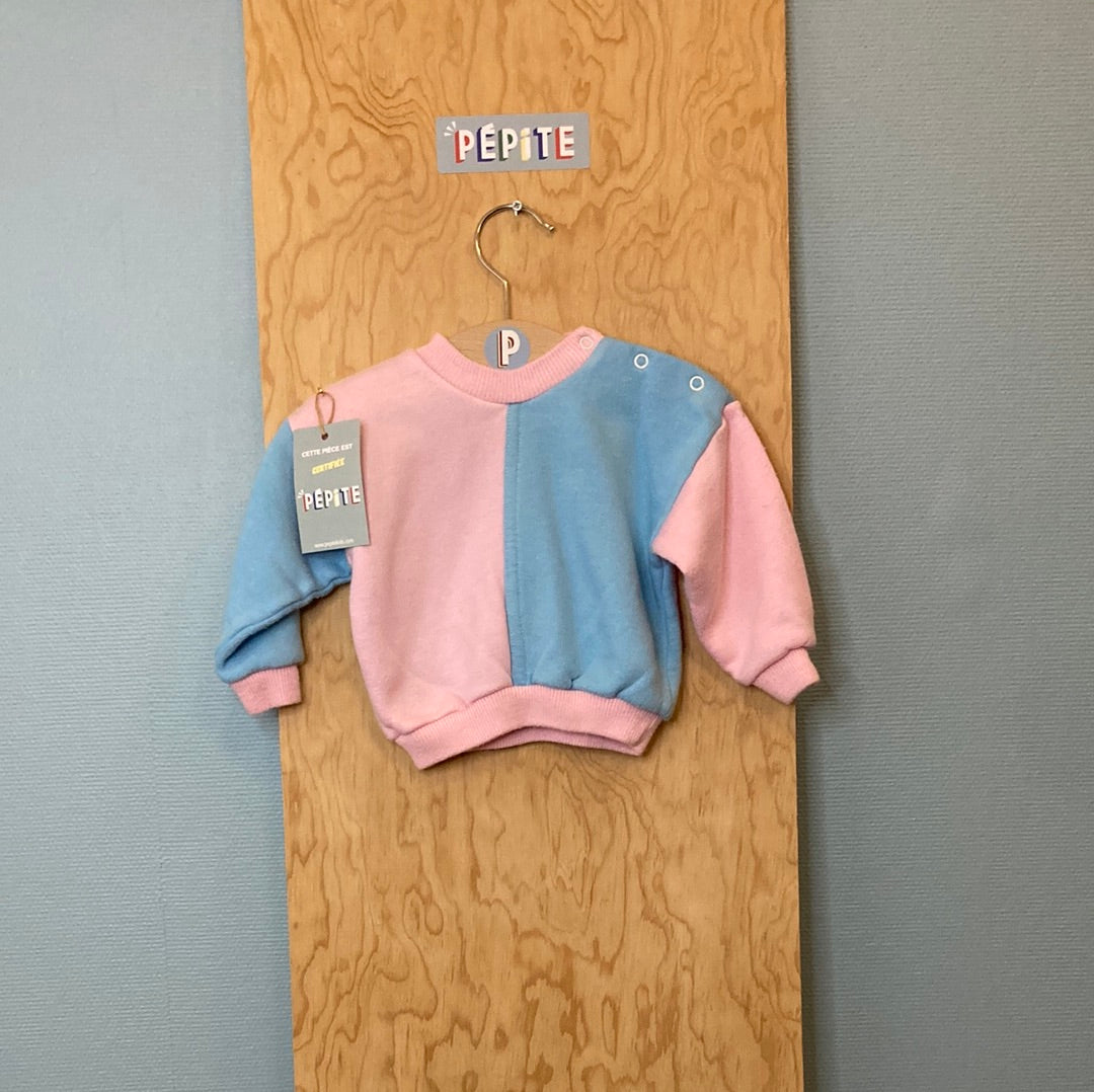 Sweat bleu et rose