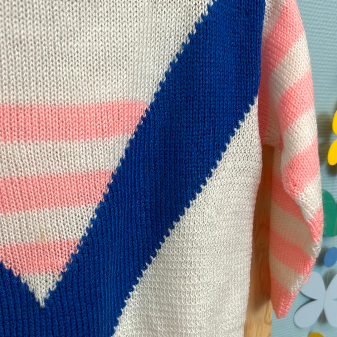 Pull bleu et fluo