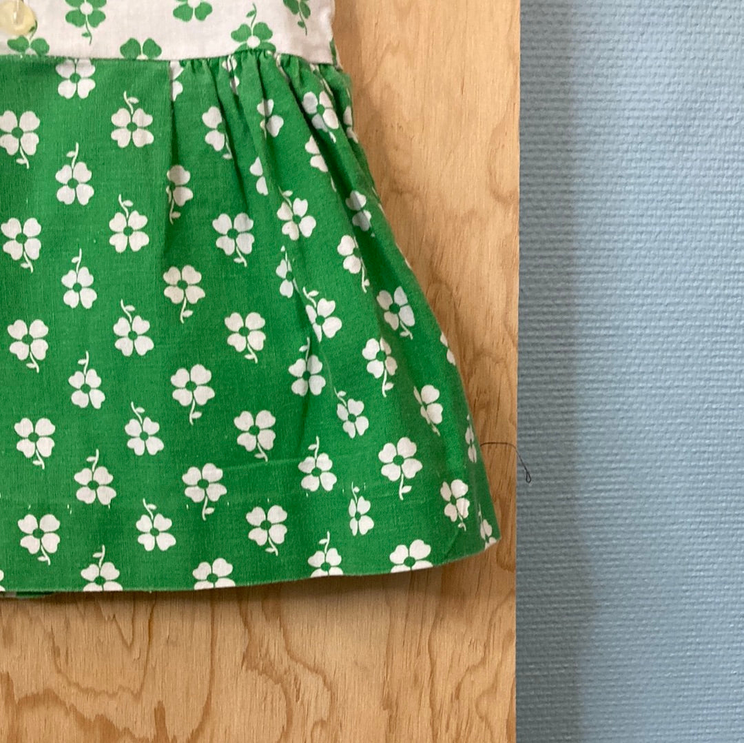 Robe fleurie verte
