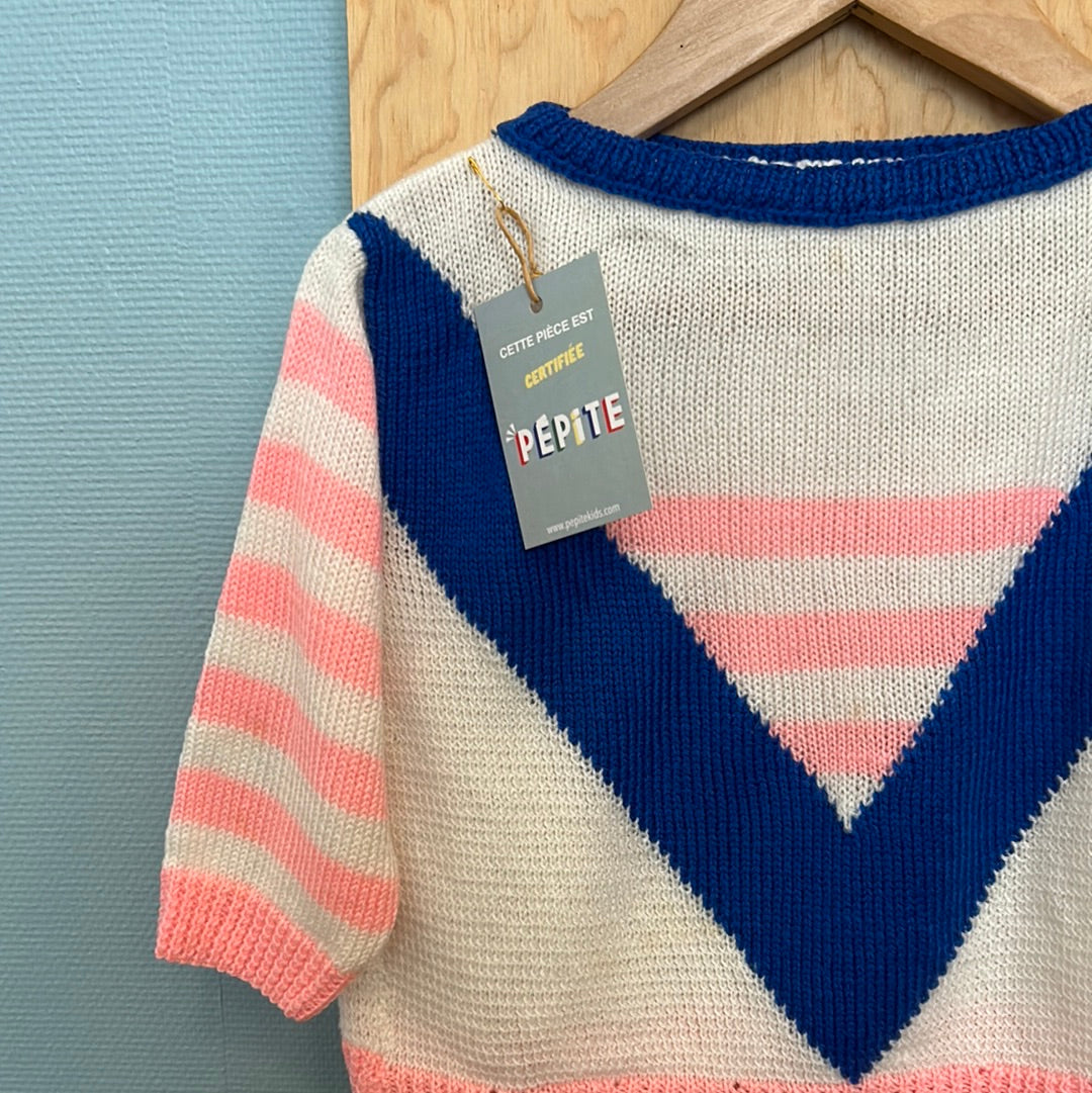 Pull bleu et fluo