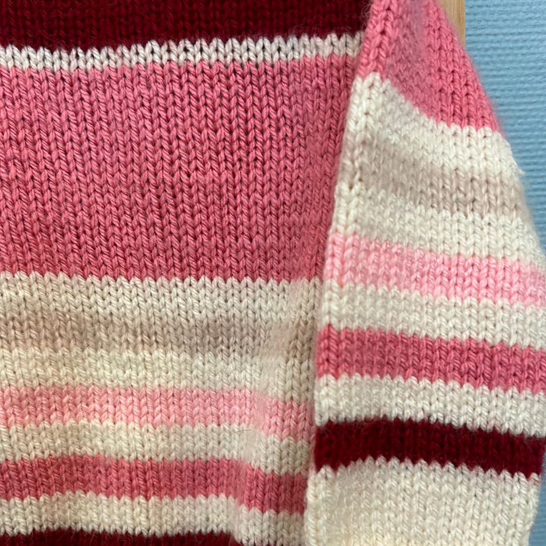 Pull rose rayures