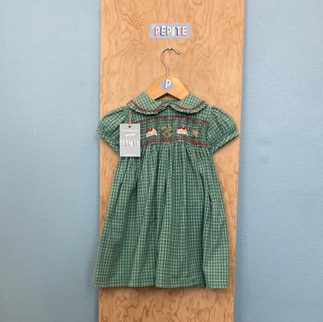 Robe à carreaux smockée