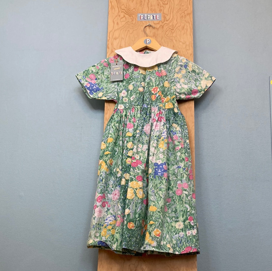 Robe fleurie col Pierrot