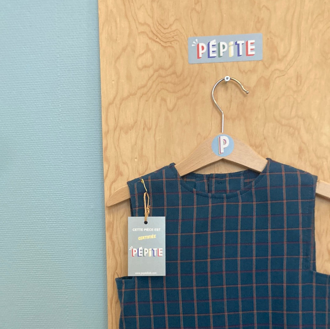 Robe à carreaux
