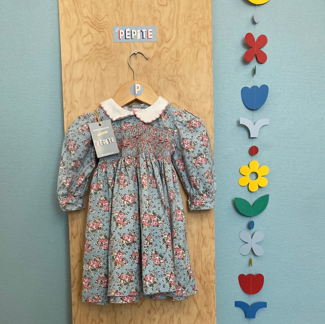 Robe à smock fleurie