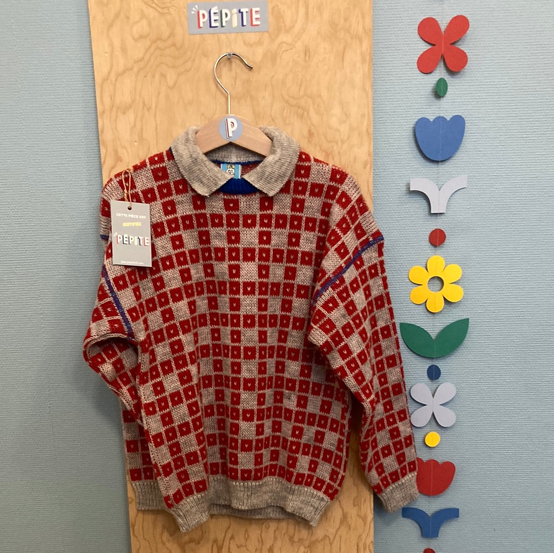 Pull petits carrés