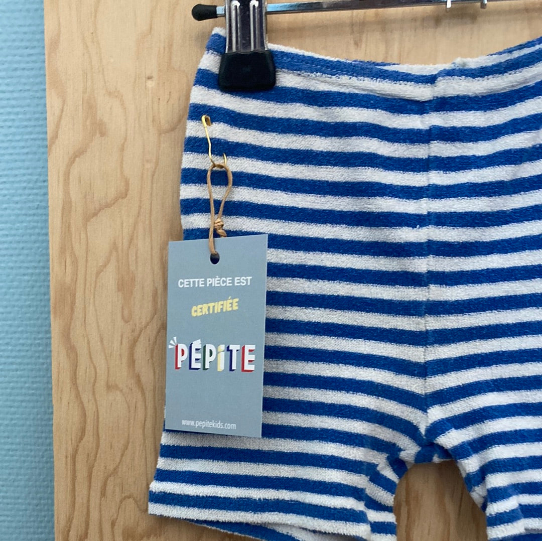 Short éponge