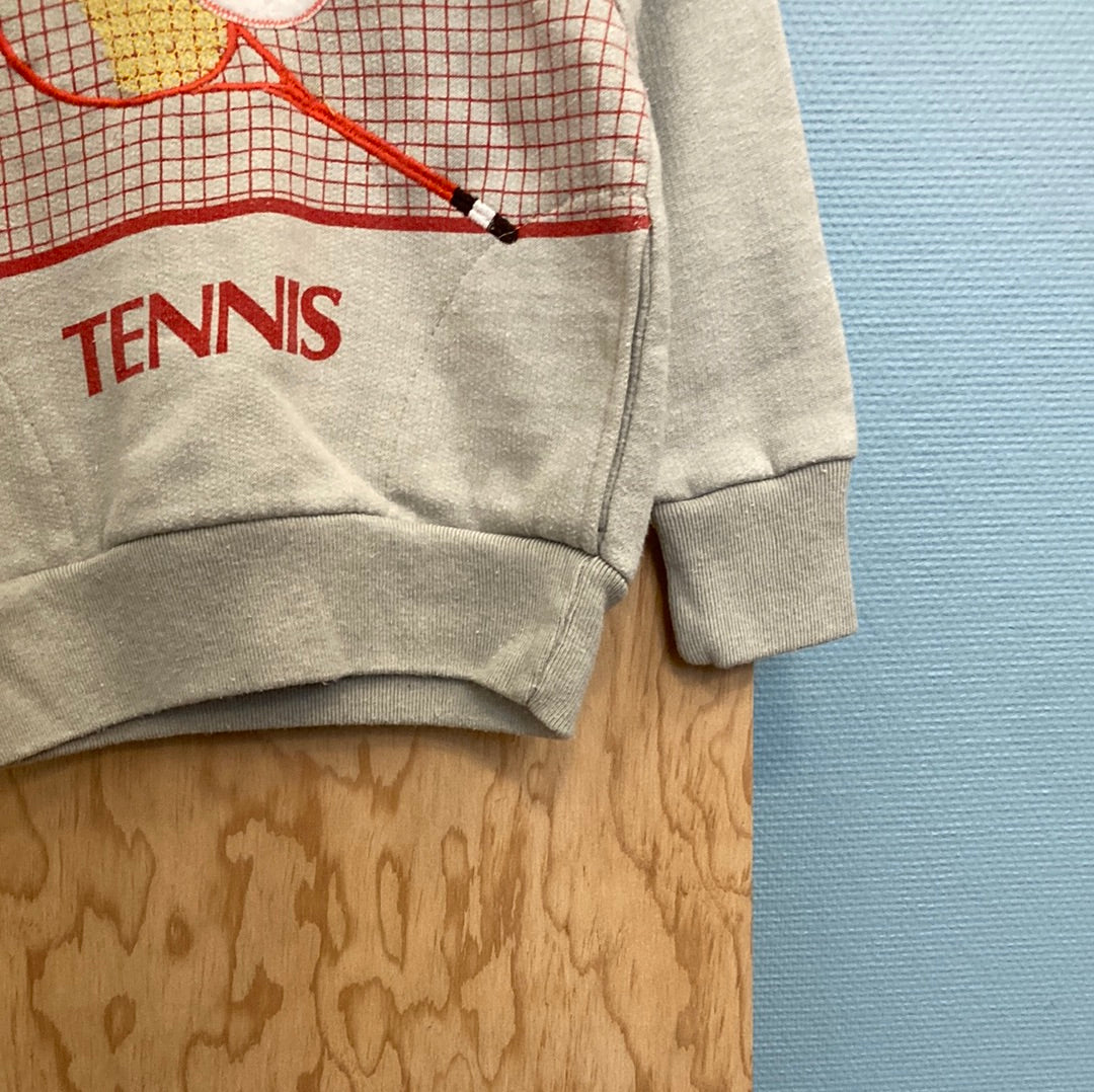 Sweat tennis